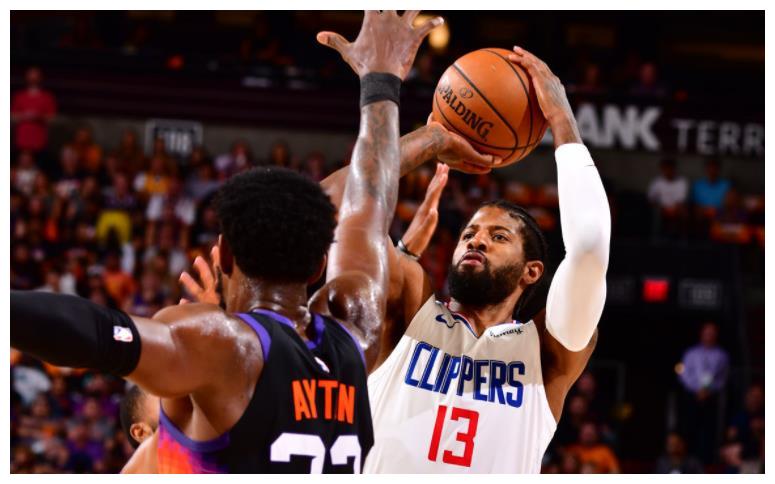 关于Ning连续十五场比赛得分超过势不可挡，切尔西挑战极限！的信息