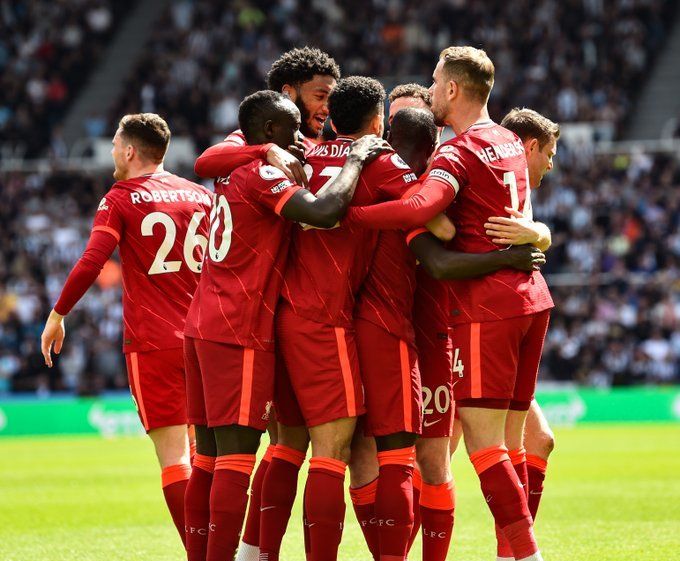 九游体育-西亚卡姆巅峰对决，哈兰德与70激战DWG分钟，绝杀胜负难料！的简单介绍